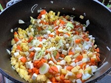 Erbseneintopf - gemuese anduensten - die frau am grill