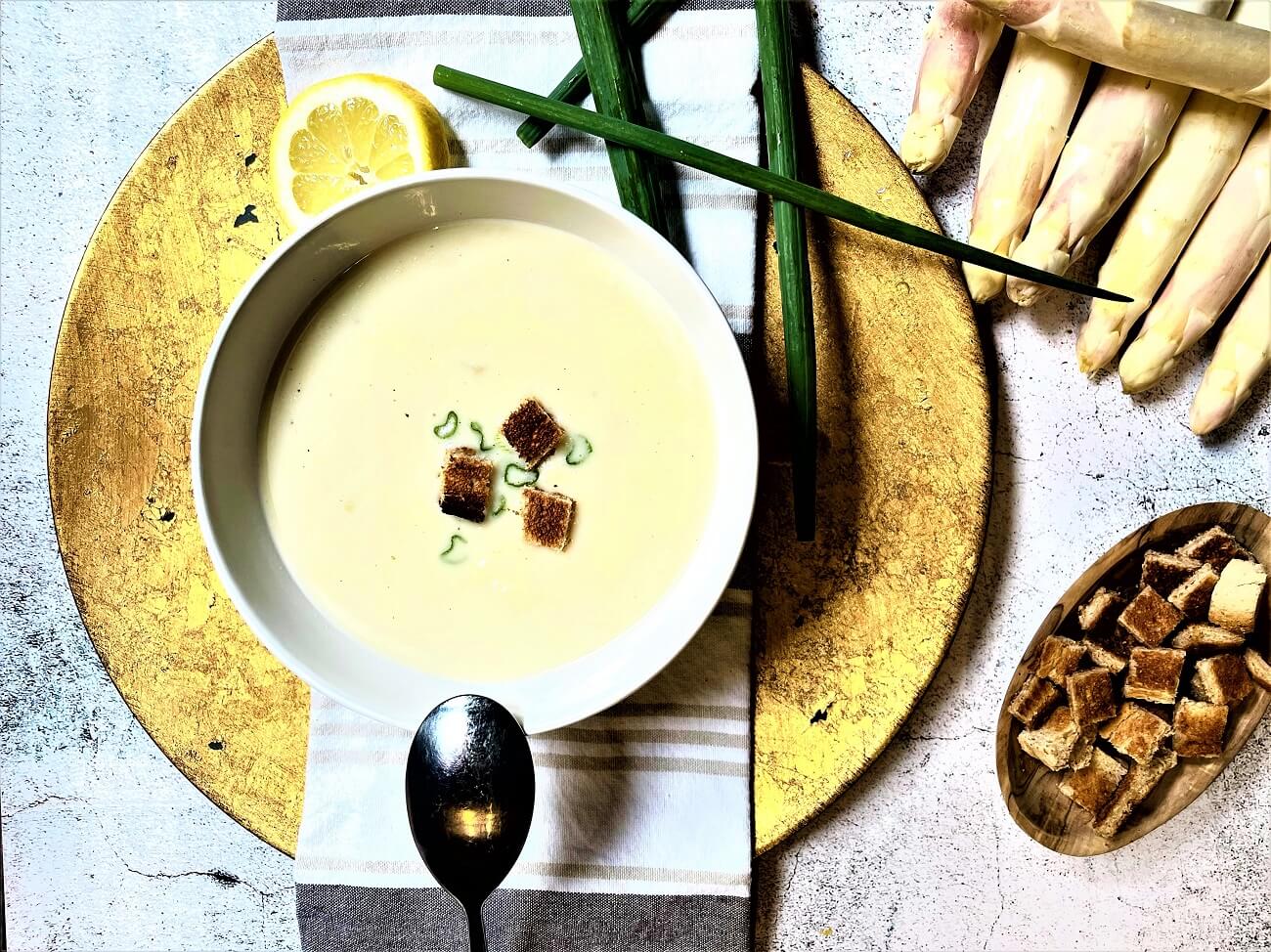 Spargelcremesuppe Rezept - die frau am grill