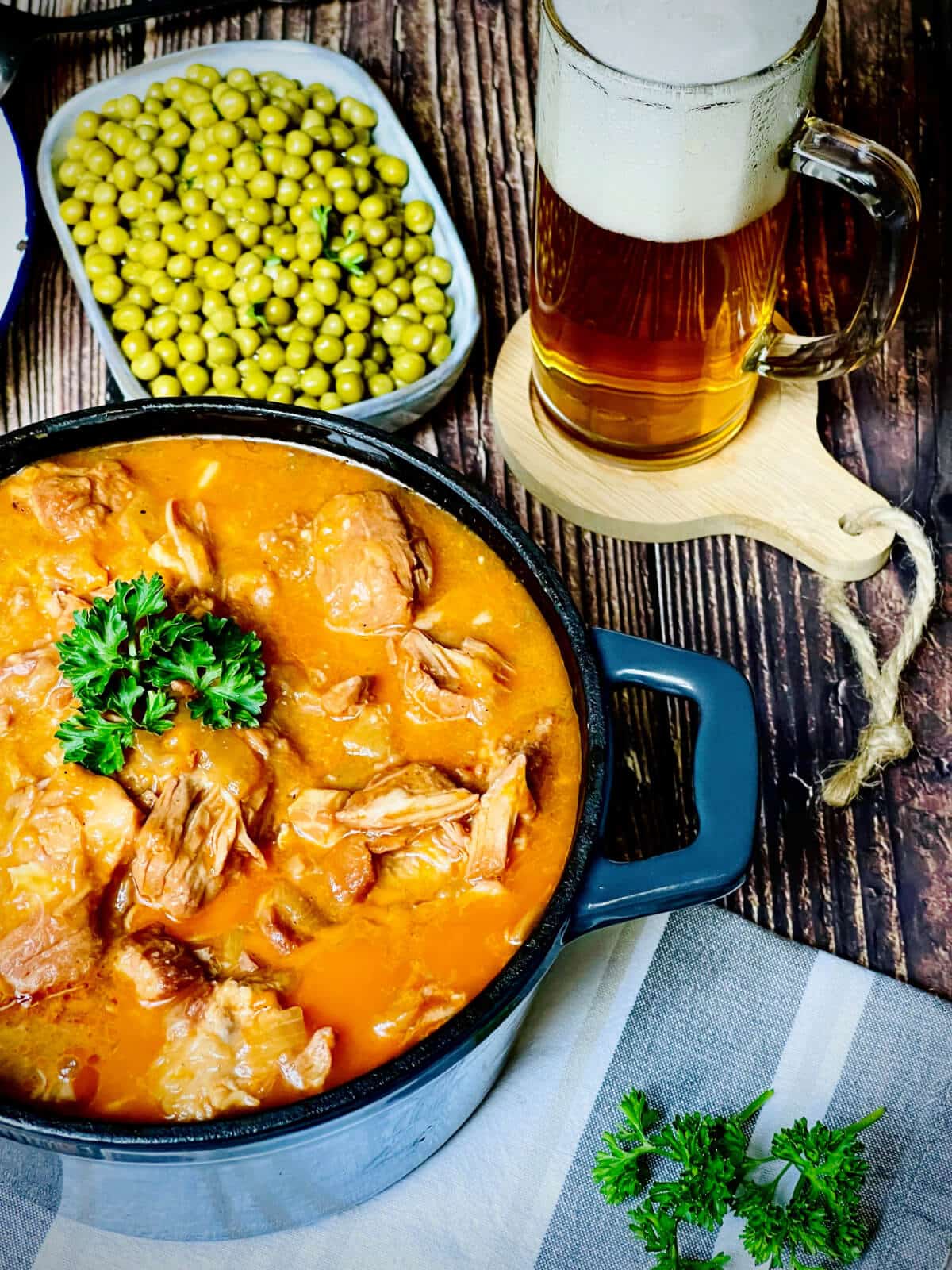 bayerisches biergulasch