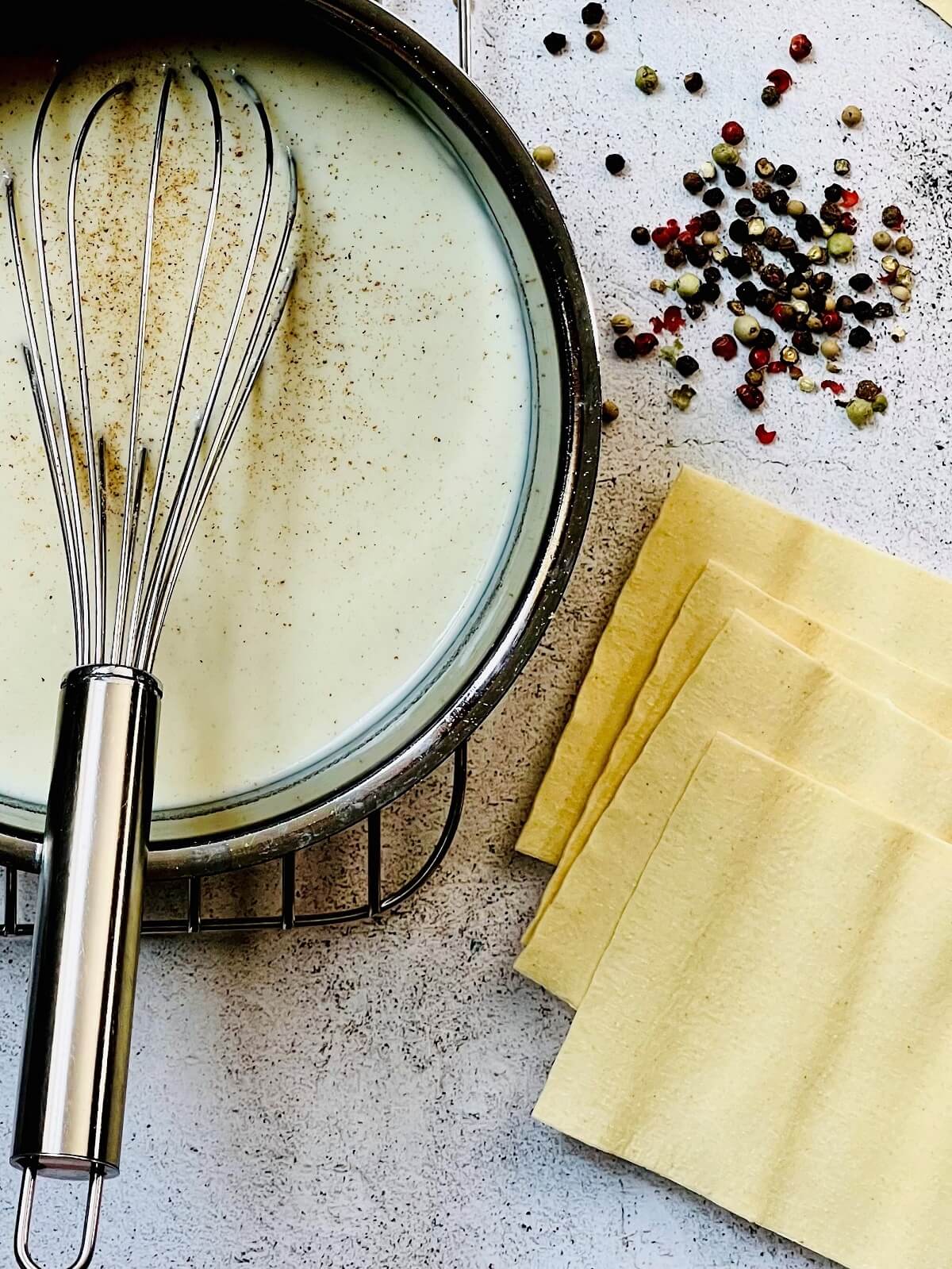 bechamelsauce fuer lasagne