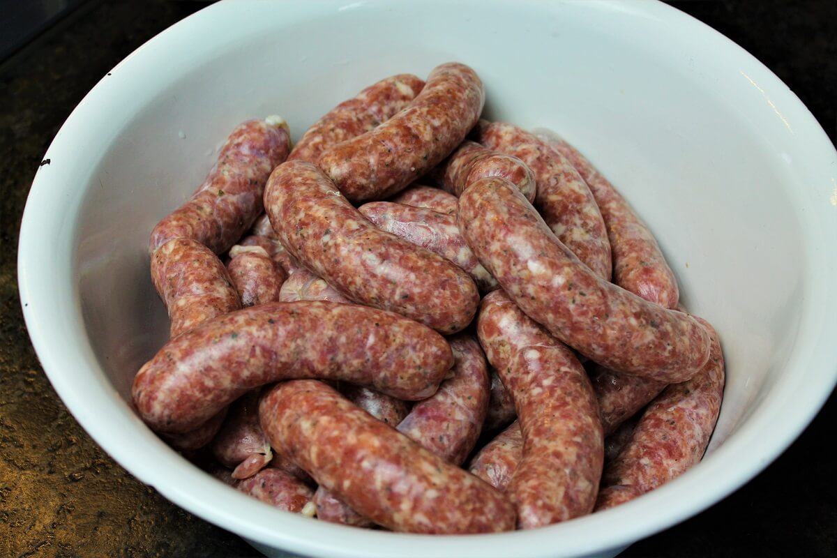 bratwurst aus der hausschlachtung