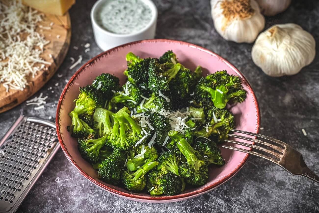 Brokkoli aus der Heißluftfritteuse