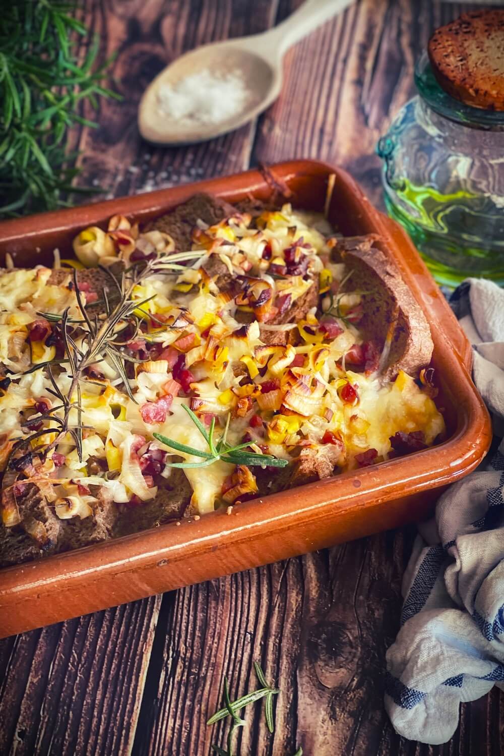 brotauflauf mit speck