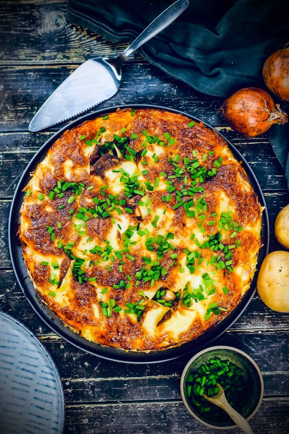 deftiger kuchen mit kartoffeln