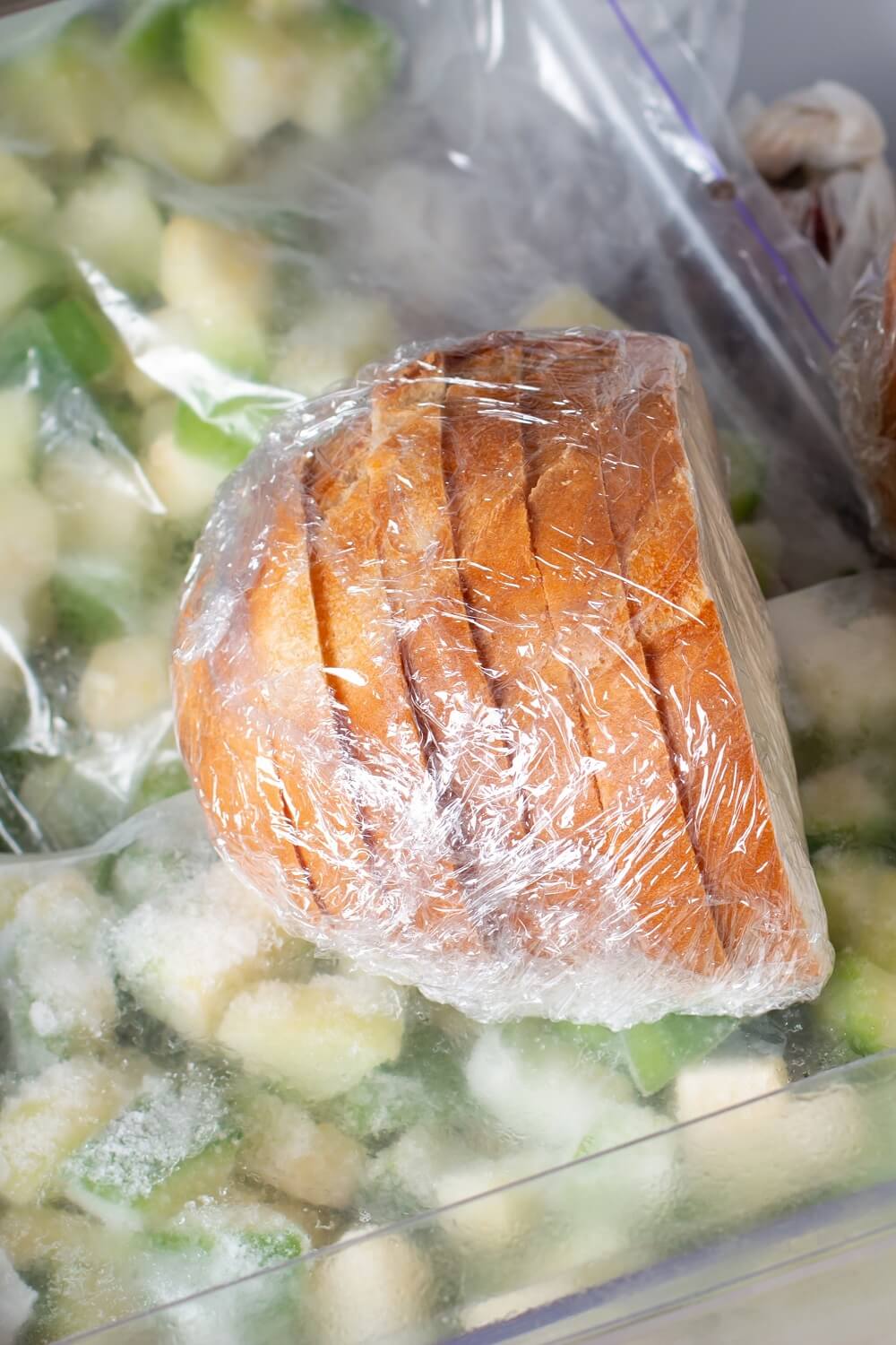 eingefrohrenes brot