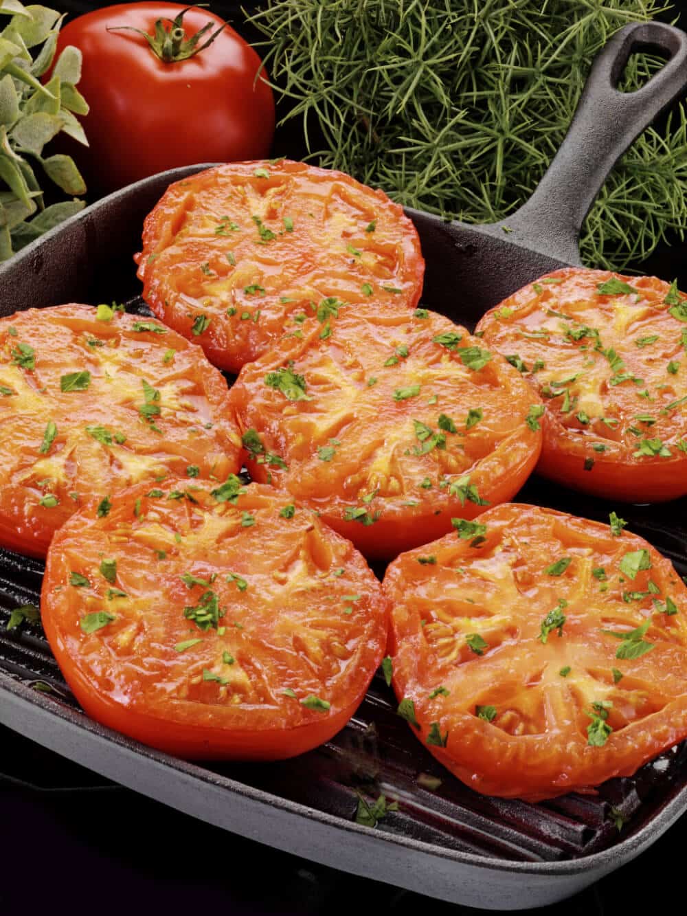 frittierte fleischtomaten haelften