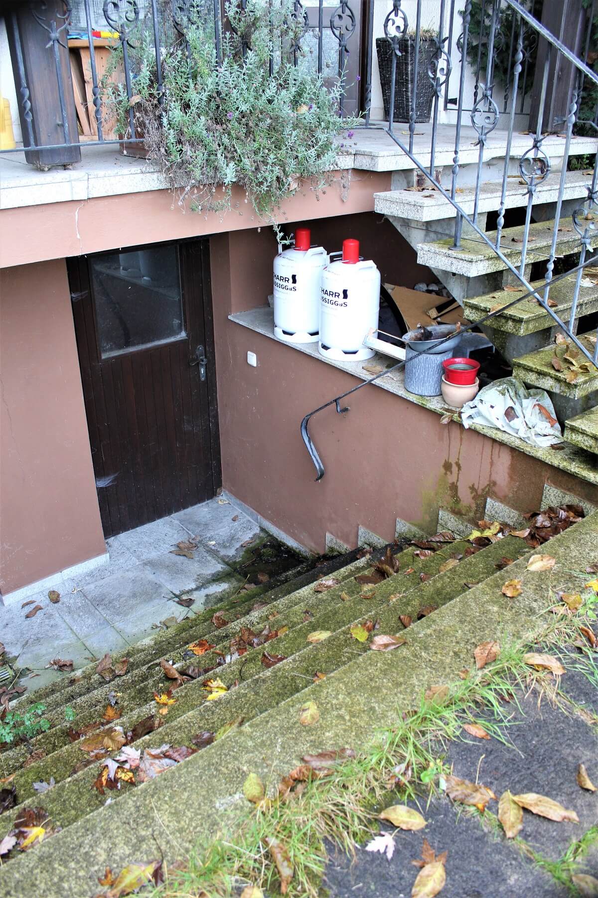 gasflasche falsch im kelleraufgang gelagert