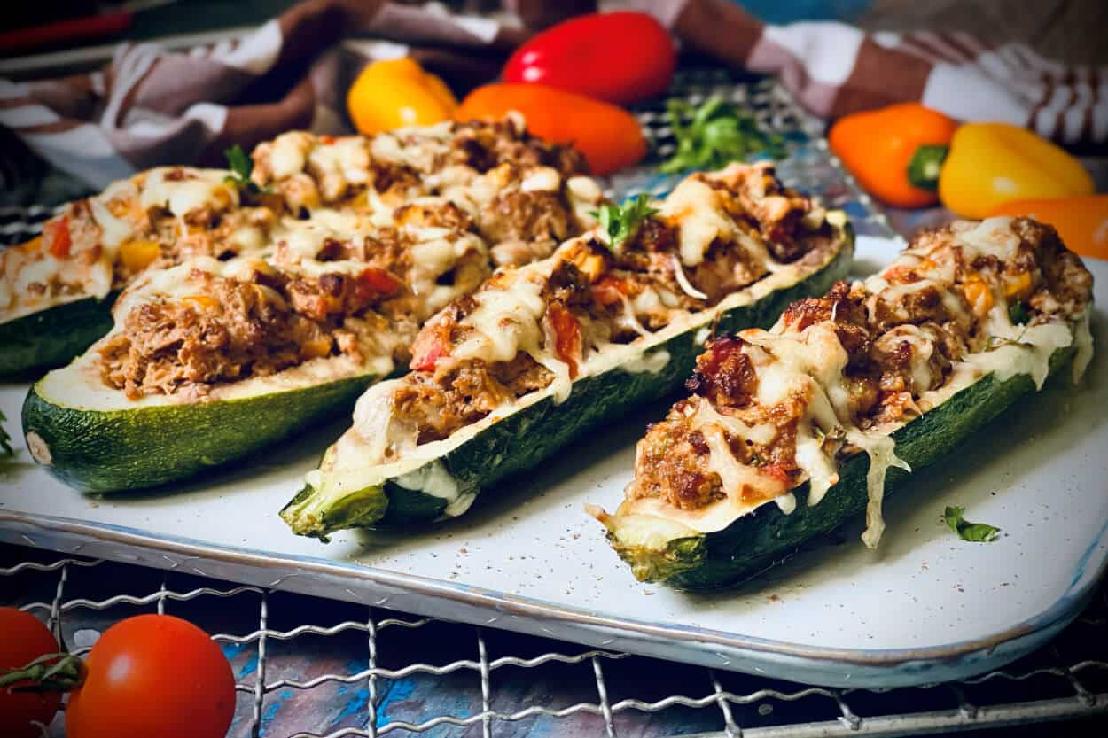 Gefüllte Zucchini mit Hackfleisch | bestes Zucchini Rezept