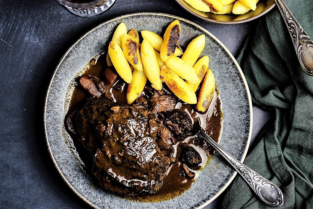 geschmorte ochsenbacken - rezept - die frau am grill