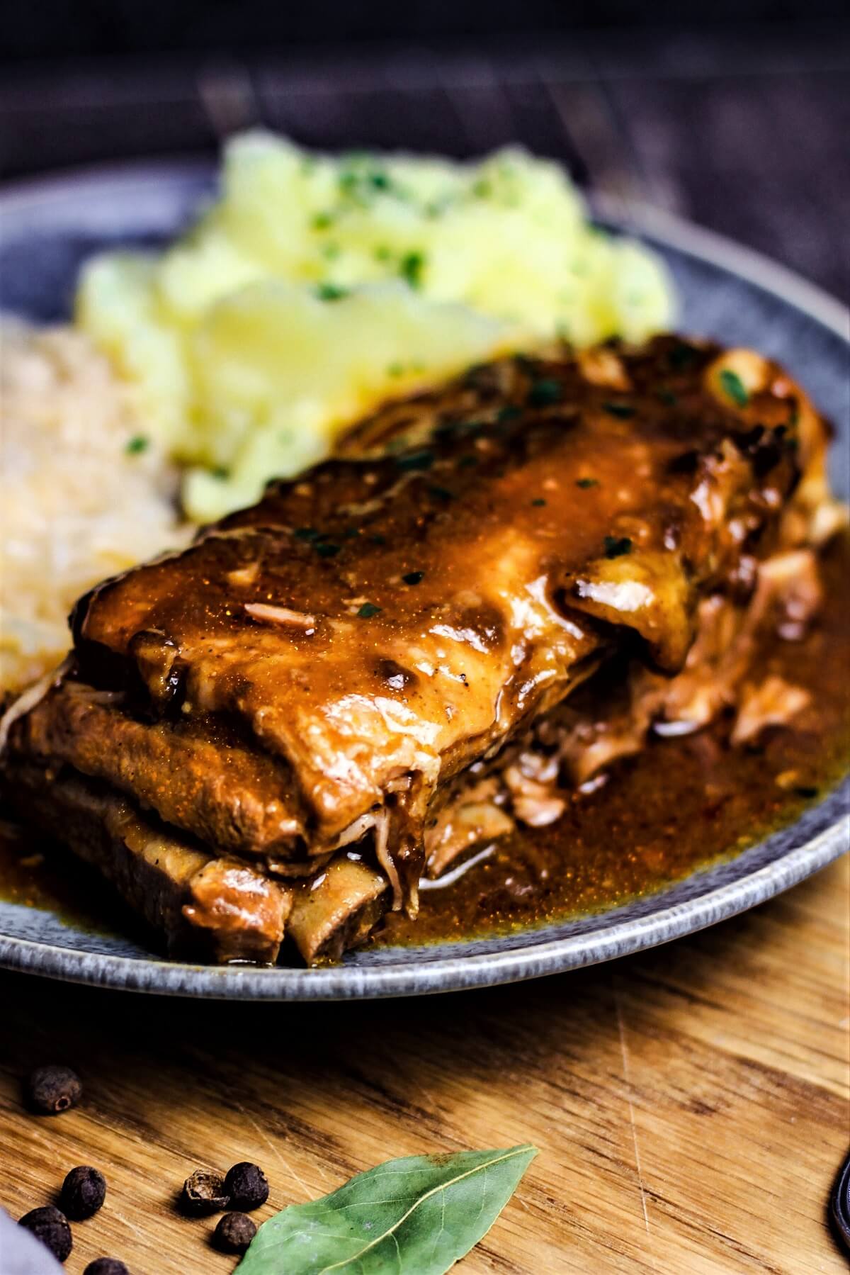 geschmorte rippchen mit sosse