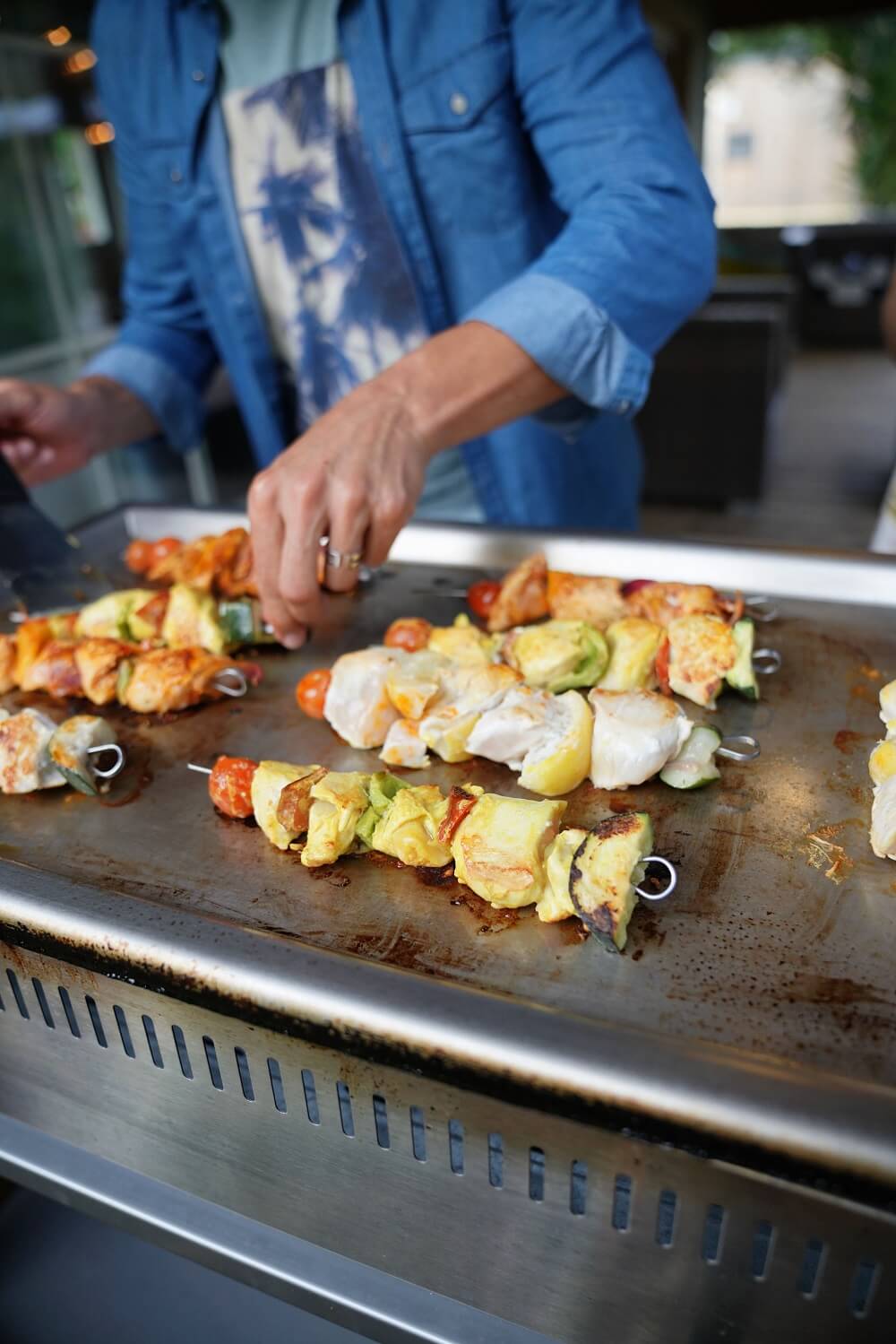 grillspiesse auf plancha
