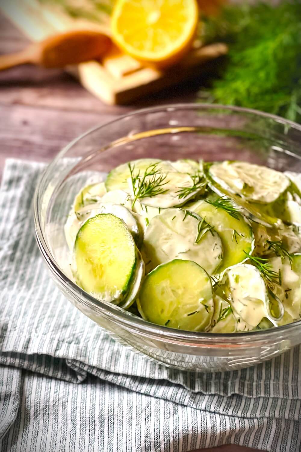 gurkensalat mit saurer sahne rezept