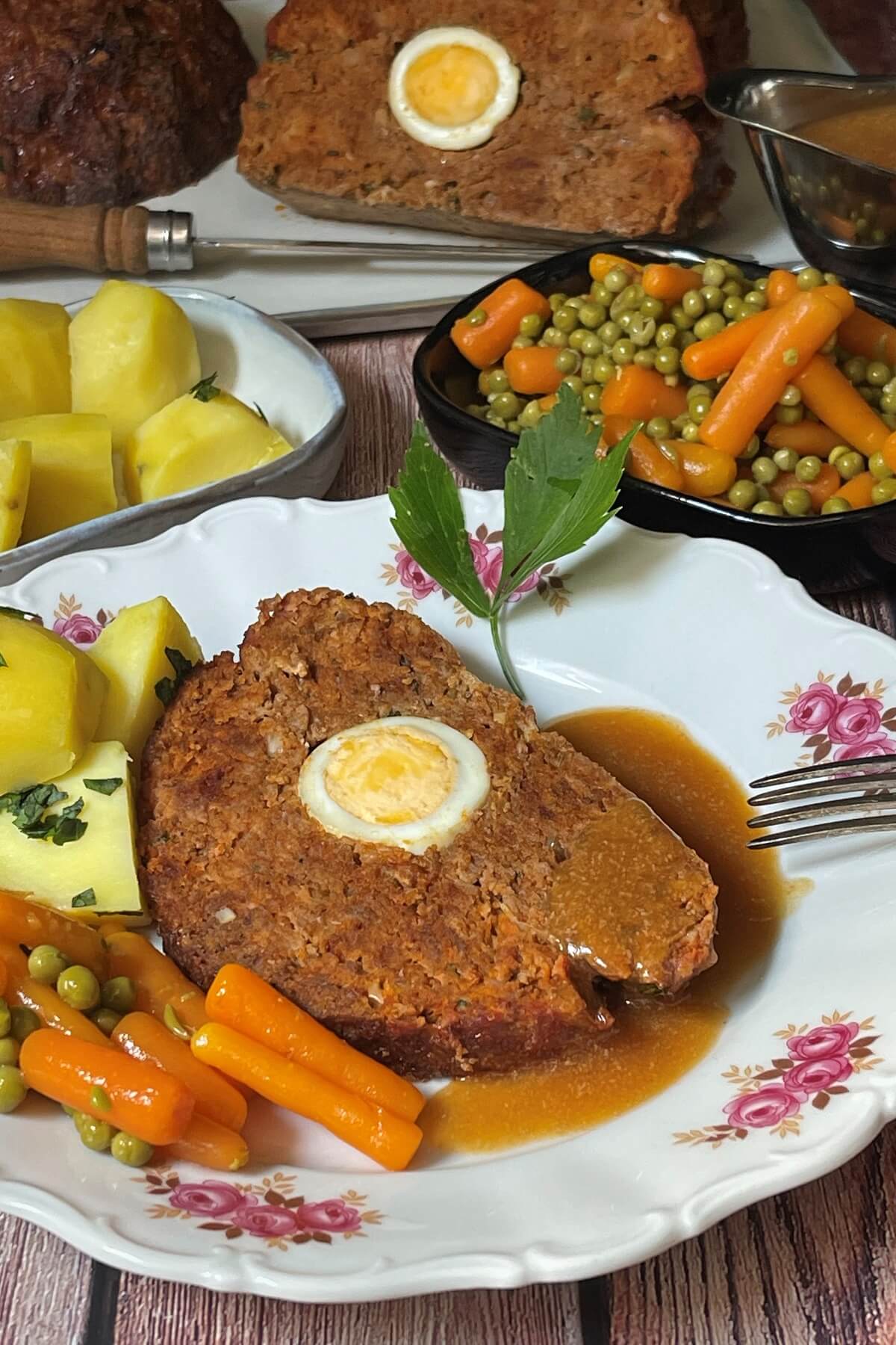 hackbraten mit ei rezept