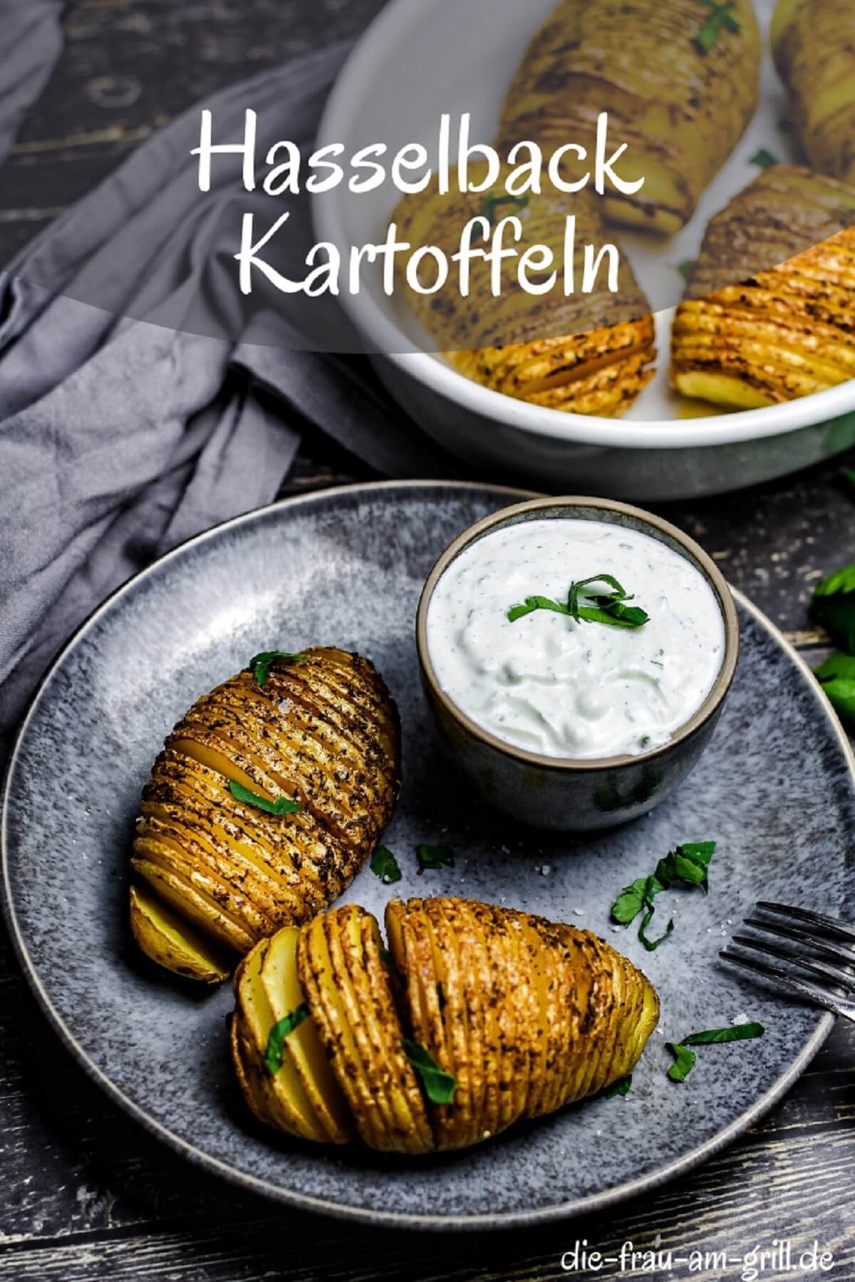 hasselback kartoffel mit sosse
