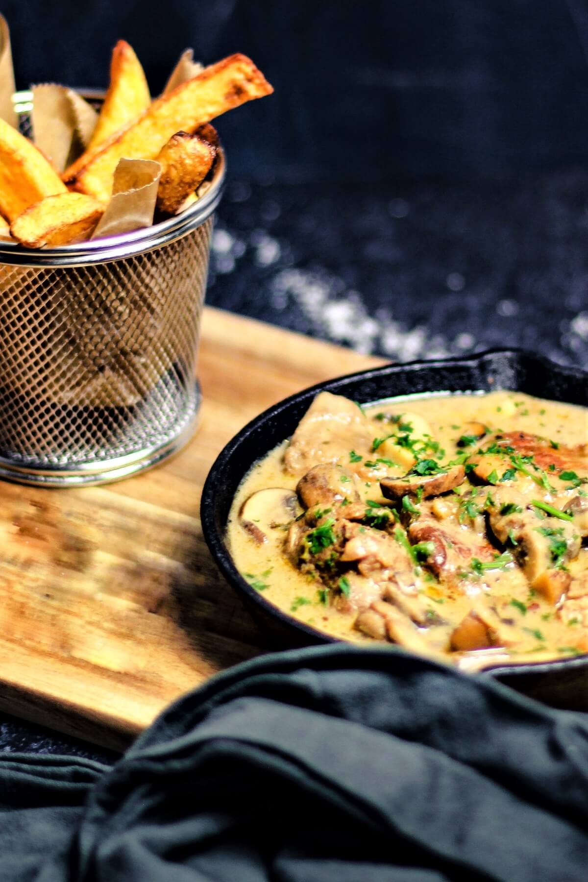 jaegerpfanne mit pommes frites