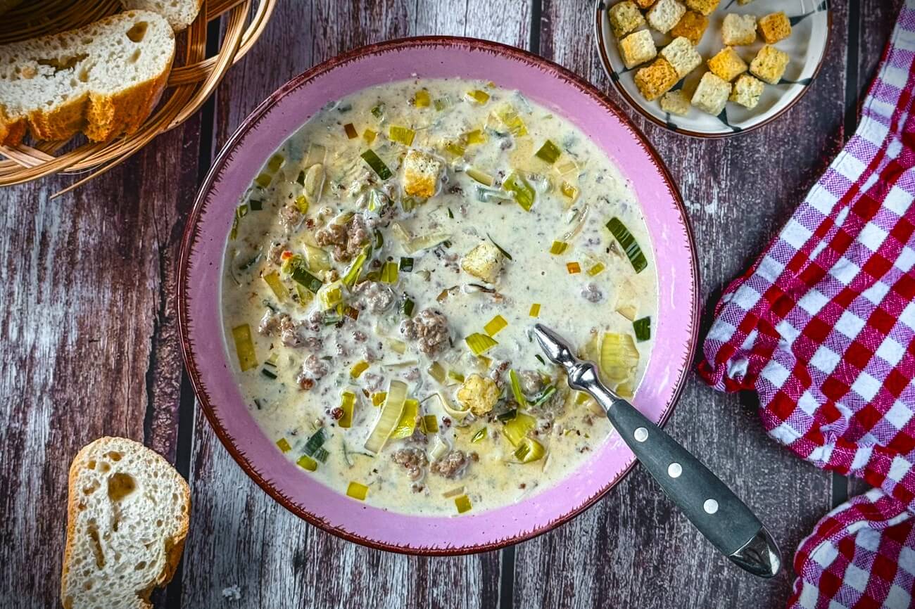 K&auml;se-Lauch-Suppe | klassisch & schnell