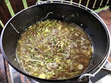 kaesesuppe rezept - mit weisswein und gemuesebruehe abloeschen - die frau am grill