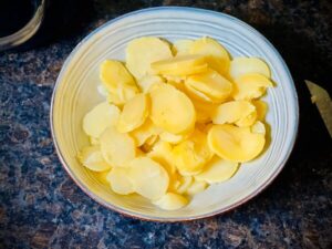 kartoffelsalat mit essig und oel - schritt 3