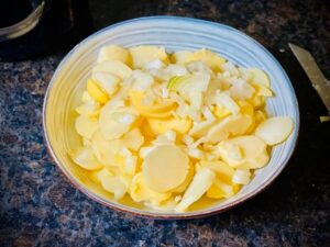 kartoffelsalat mit essig und oel - schritt 5