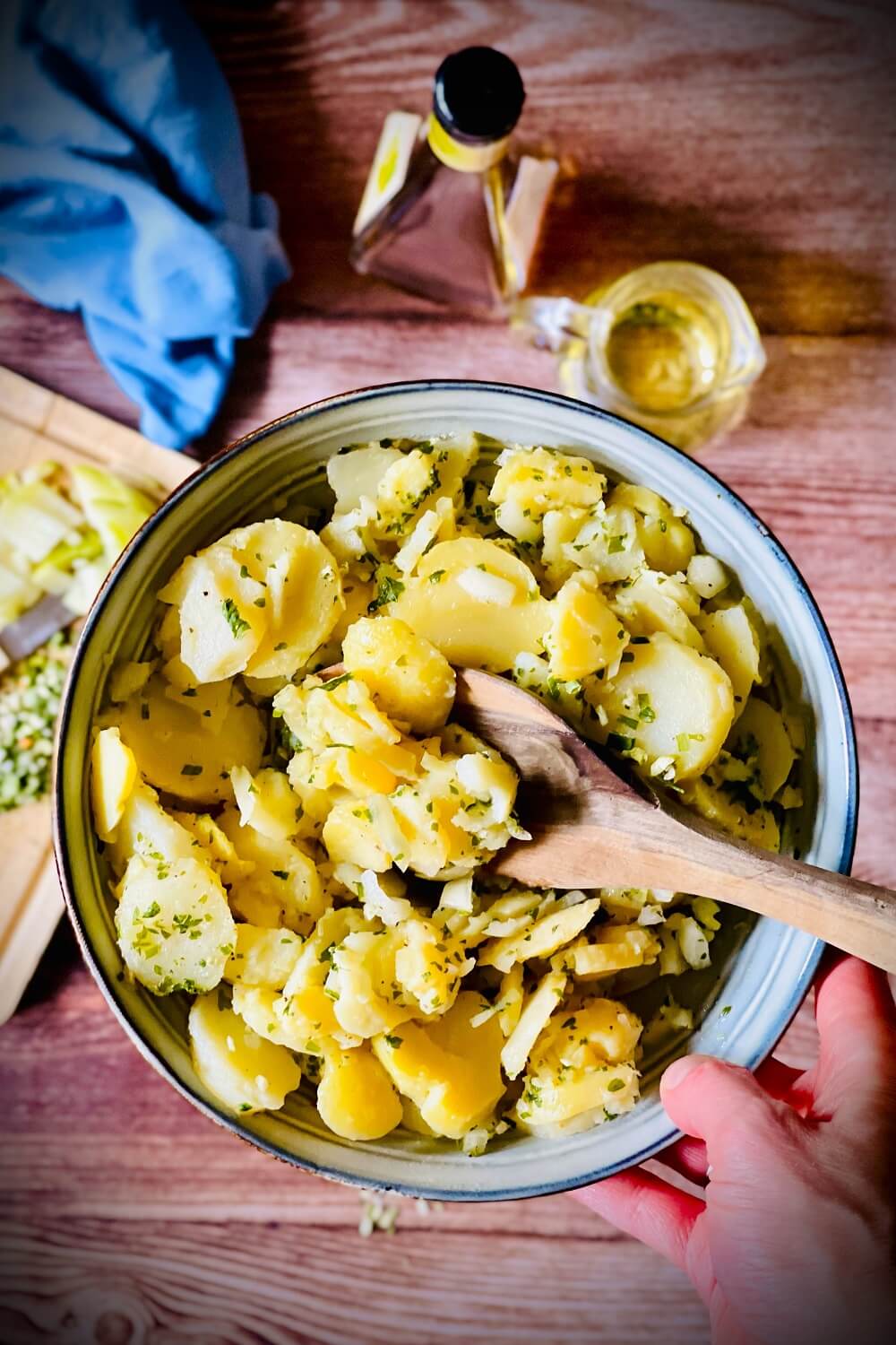 kartoffelsalat mit essig und oel