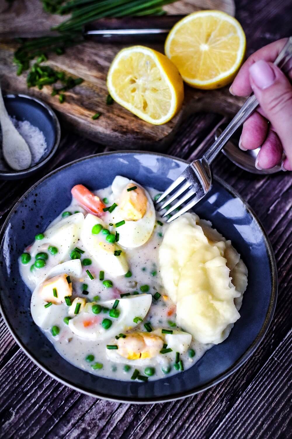 klassisches eierfrikassee