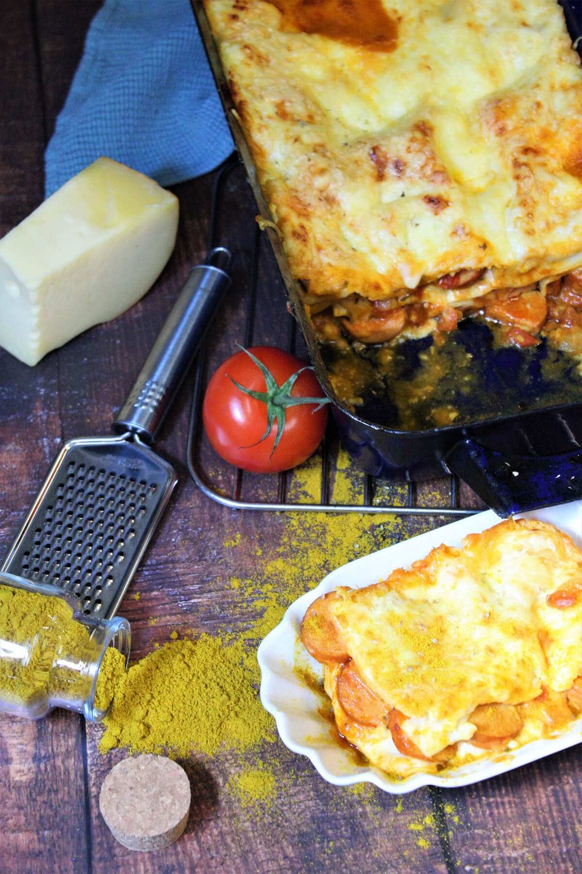 lasagne mit currywurst - die frau am grill