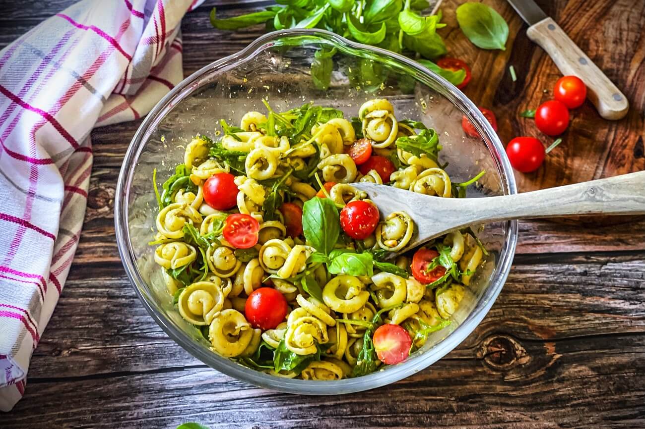nudelsalat mit pesto