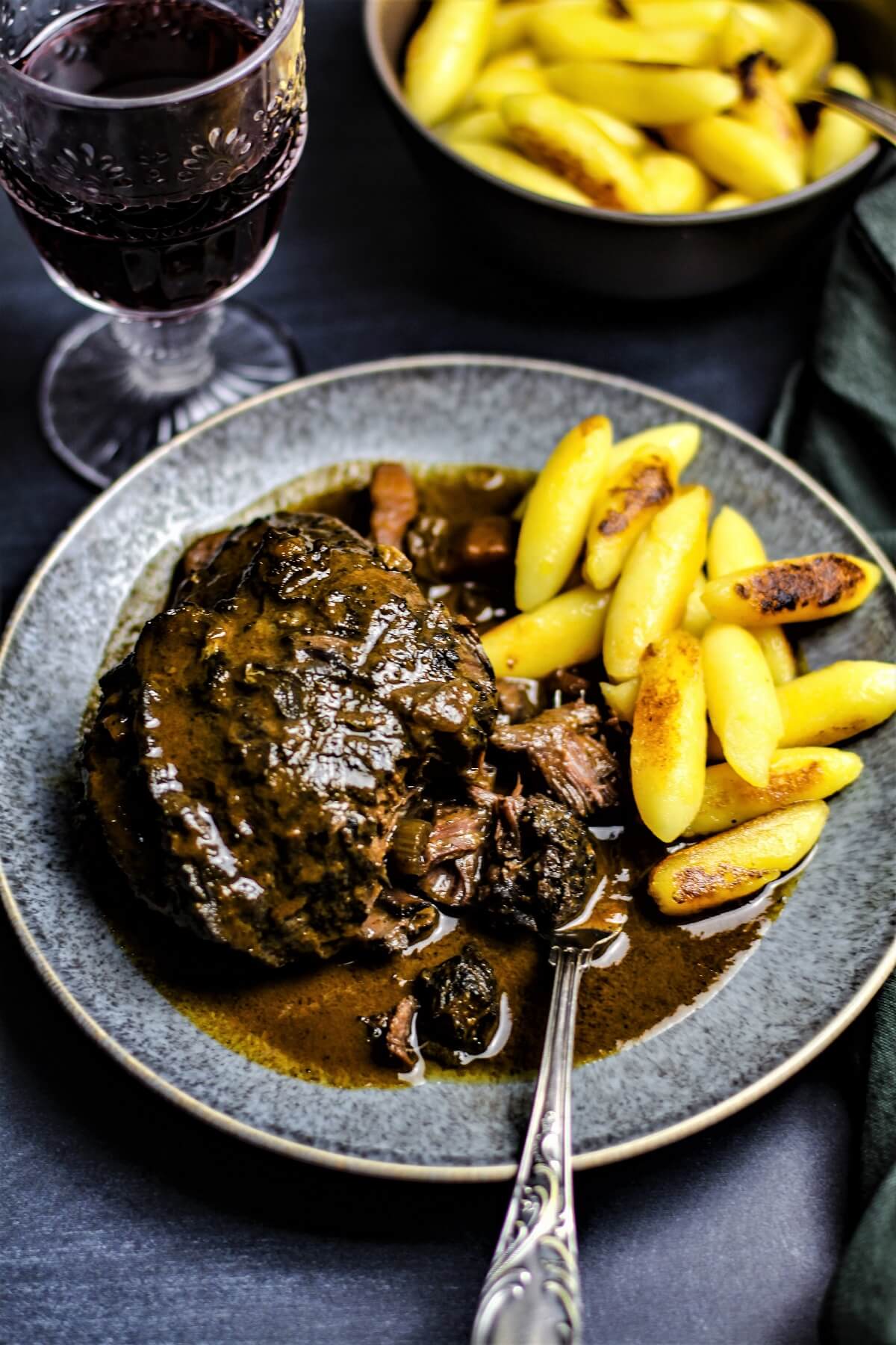 ochsenbacken mit schupfnudeln rezept - die frau am grill