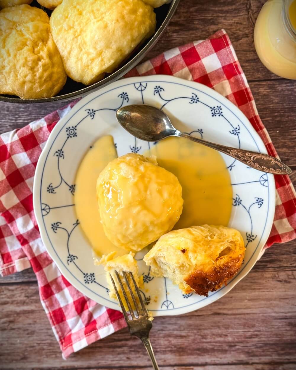omas dampfnudeln