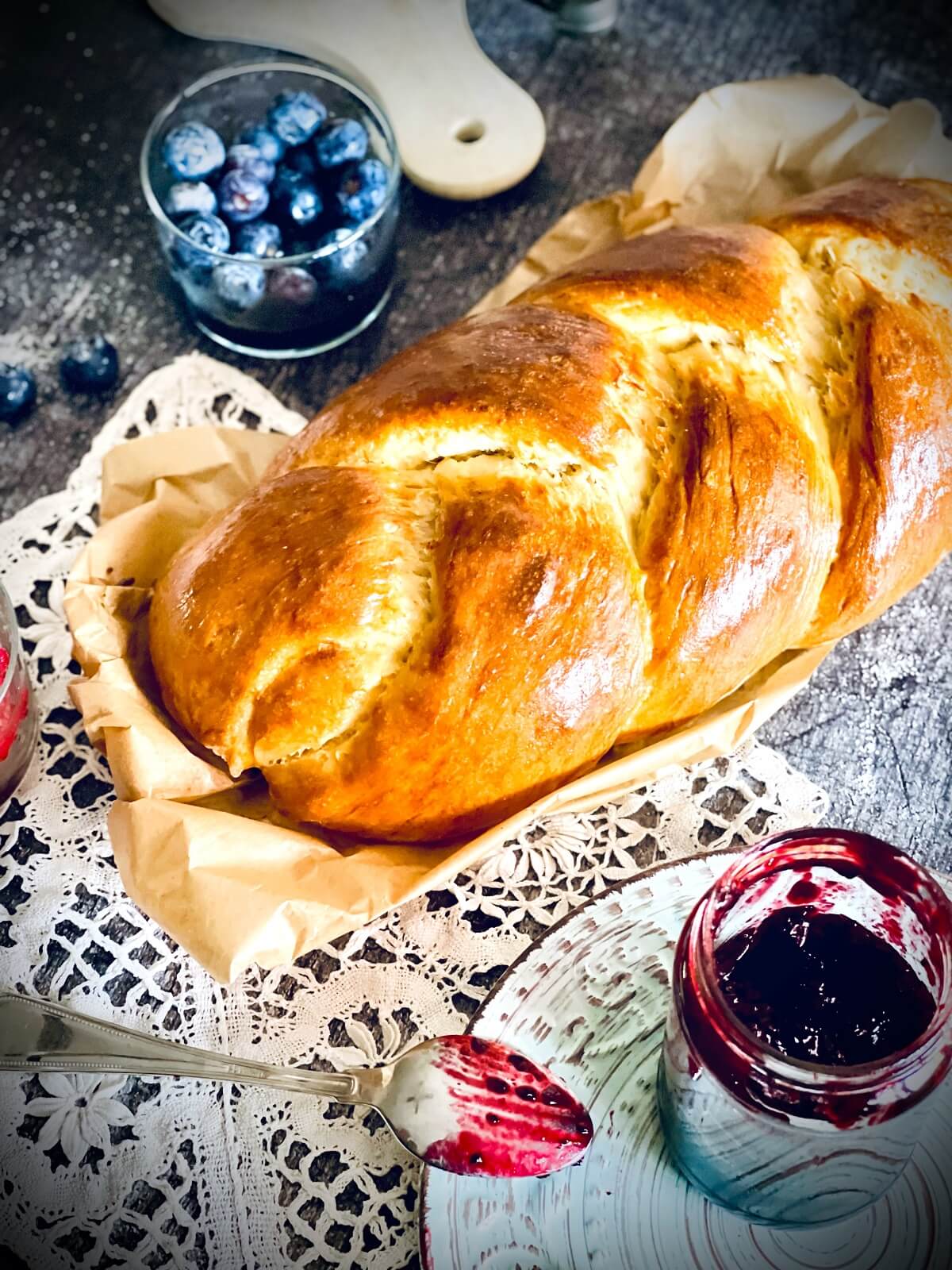 omas schneller hefezopf