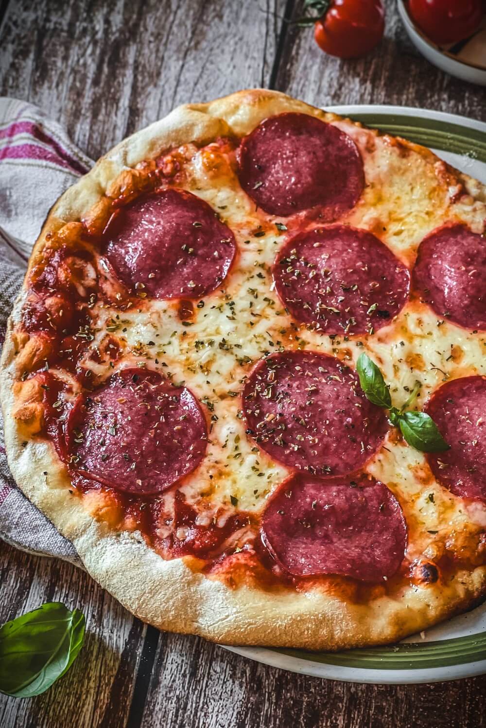 original pizza salami