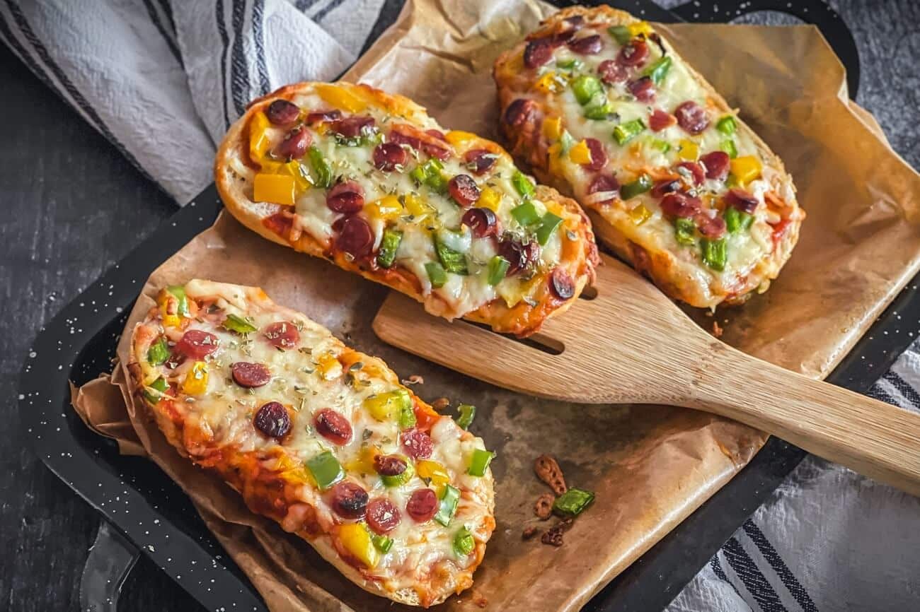pizza baguette