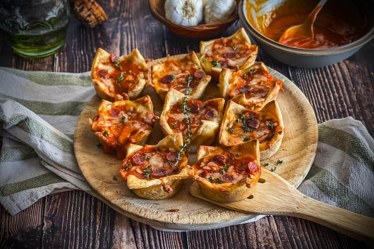 pizza muffins
