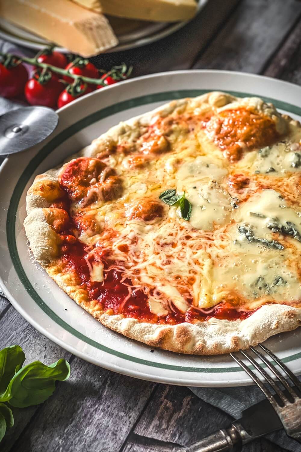 pizza quattro formaggi selber machen