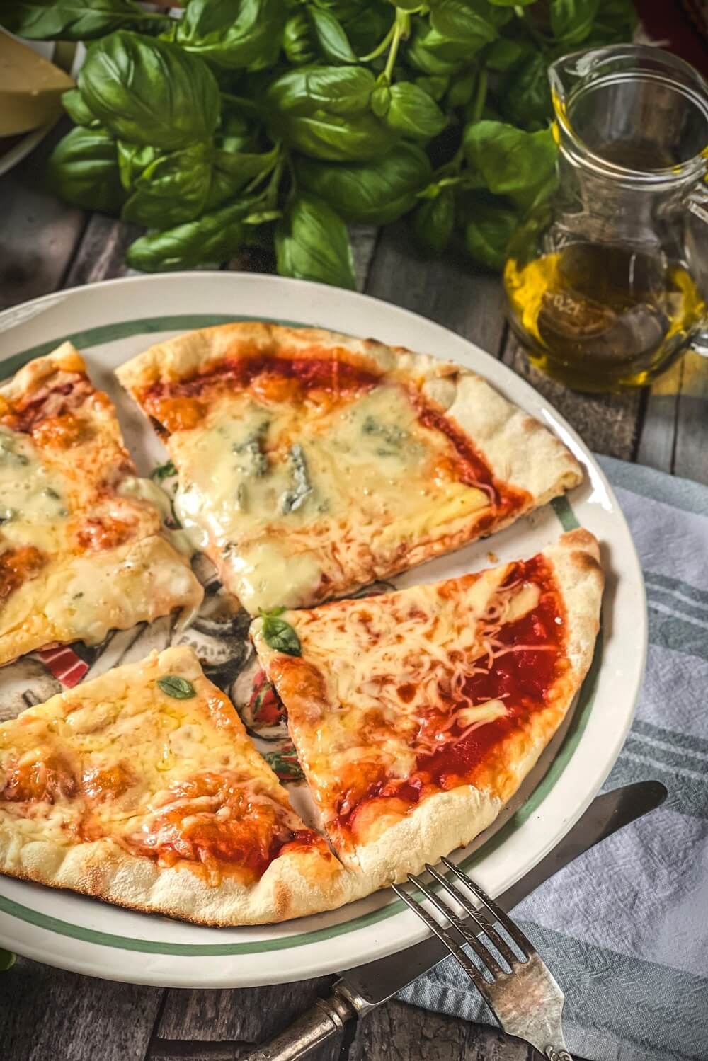 pizza vier kaese sorten