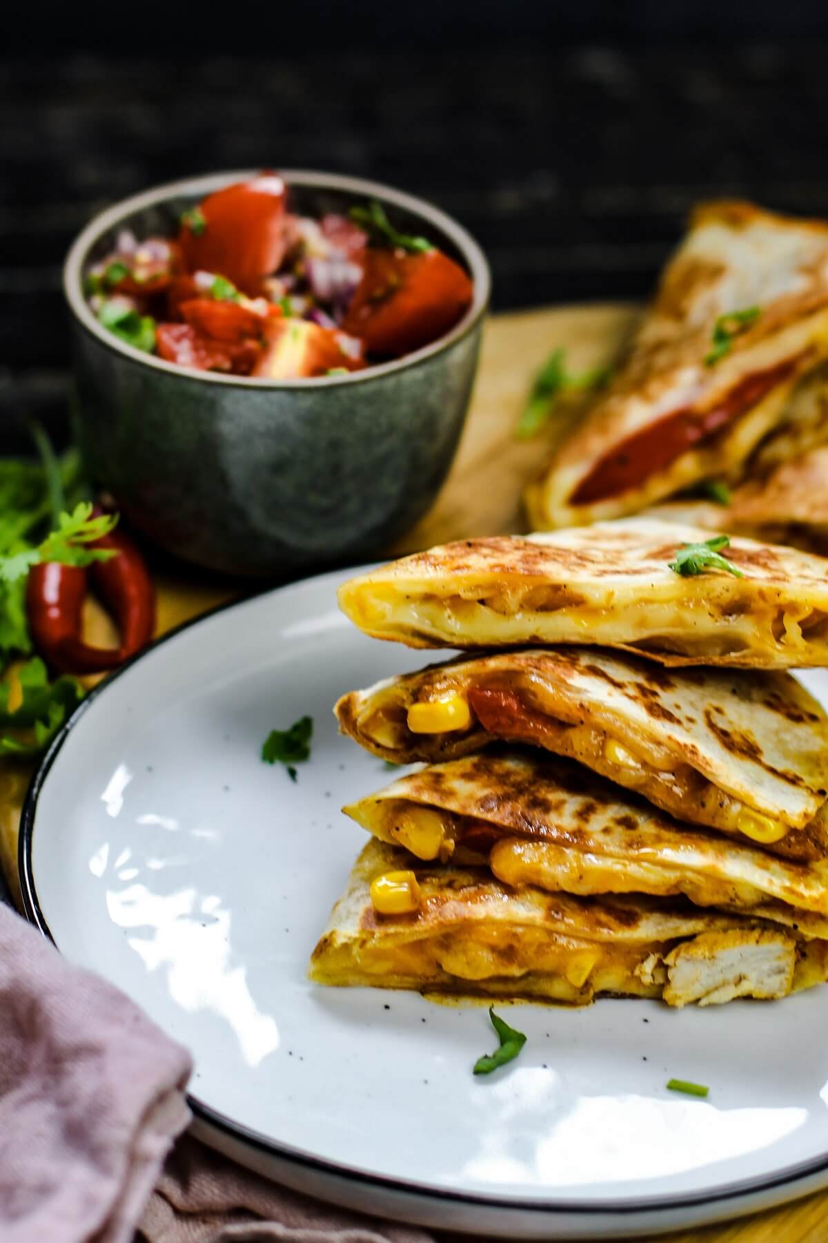 quesadillas selber machen - die frau am grill