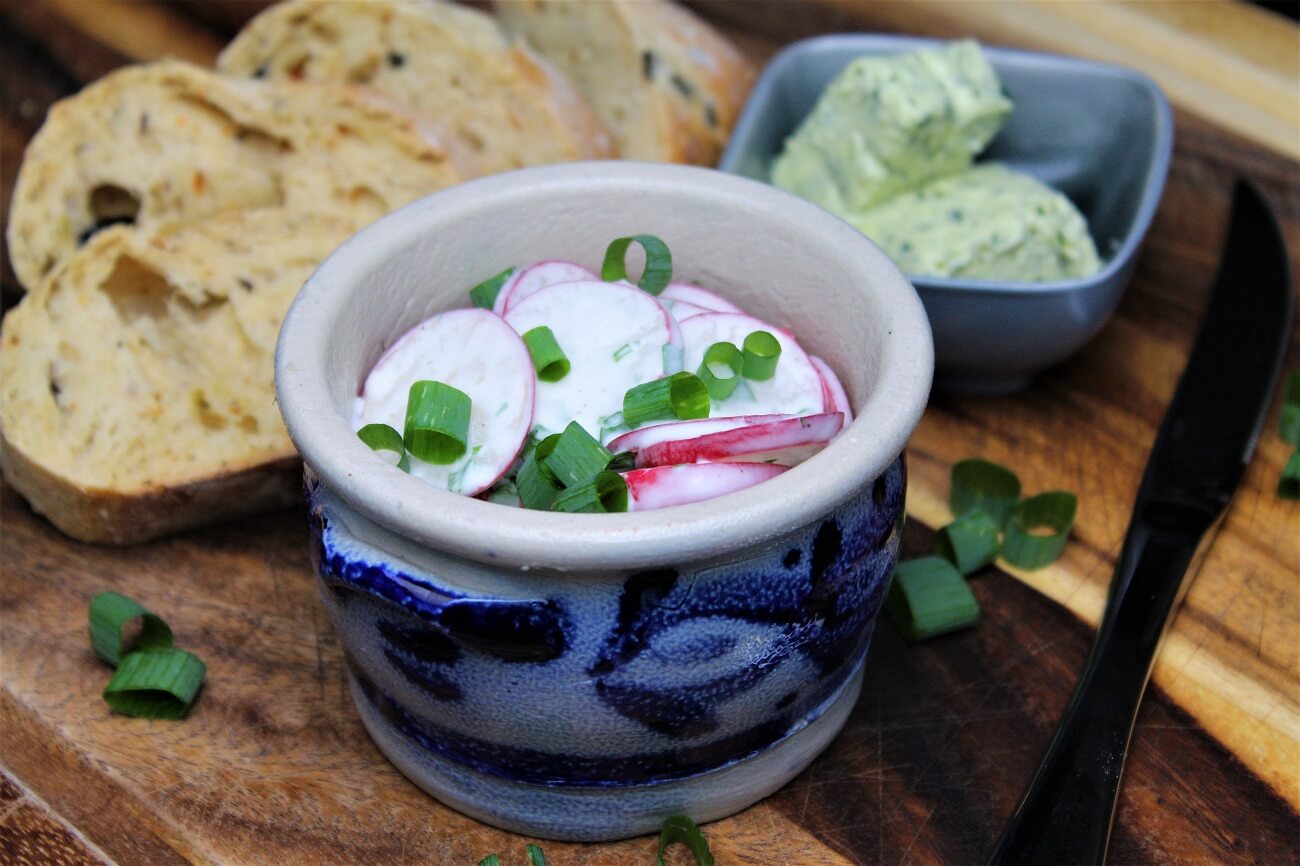 Radieschensalat mit erfrischendem Sommerdressing