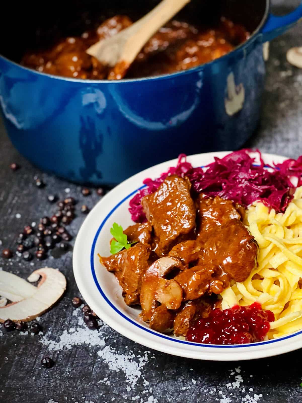 rehgulasch rezept klassisch