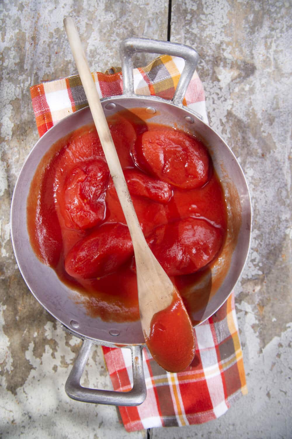 san marzano tomaten geschaelt