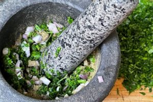 schalotte, knoblauch und petersilie moersern