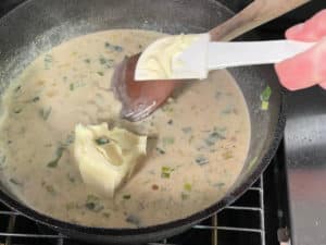 schmelzkaese in wikingersauce geben