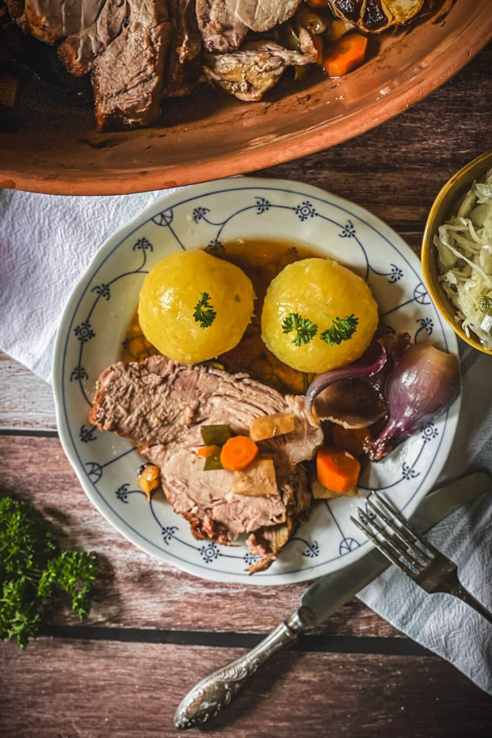 schweinebraten im roemertopf