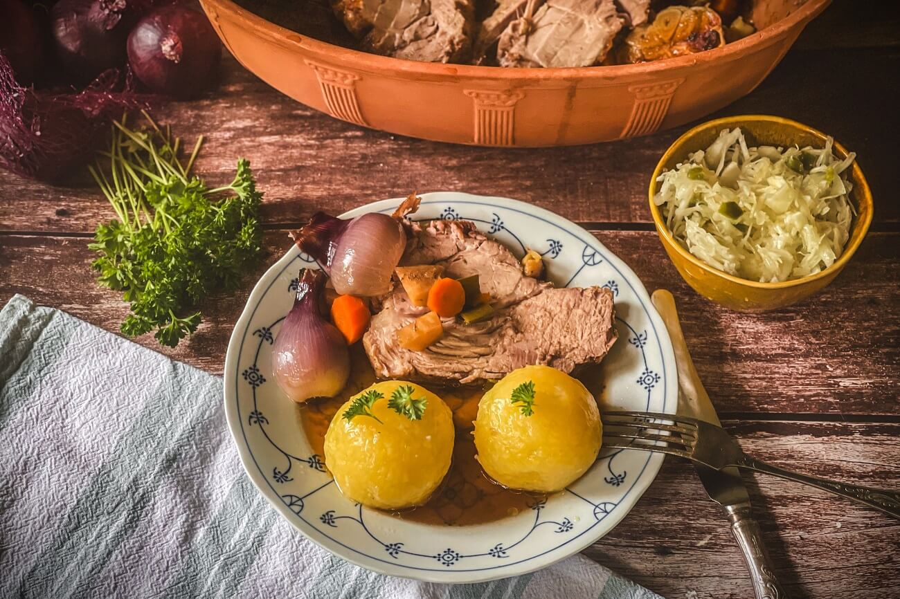 schweinebraten roemertopf