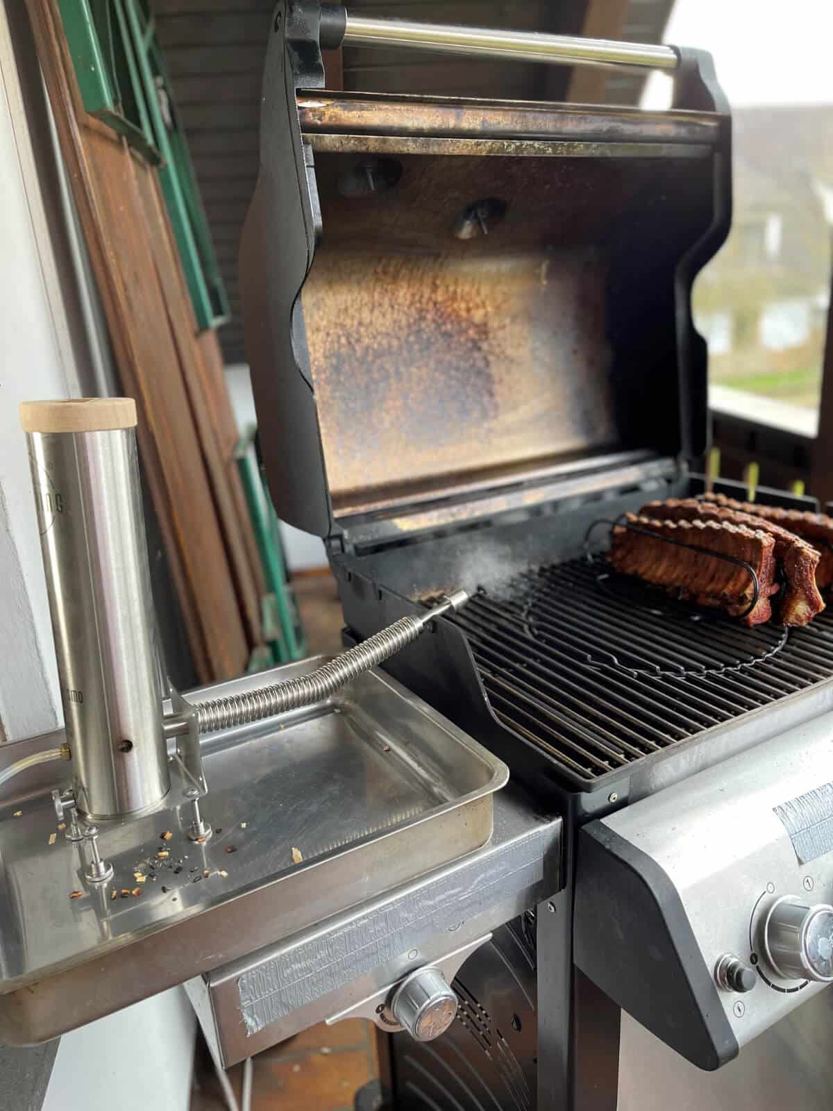 smo king kaltrauchgenerator an gasgrill angeschlossen
