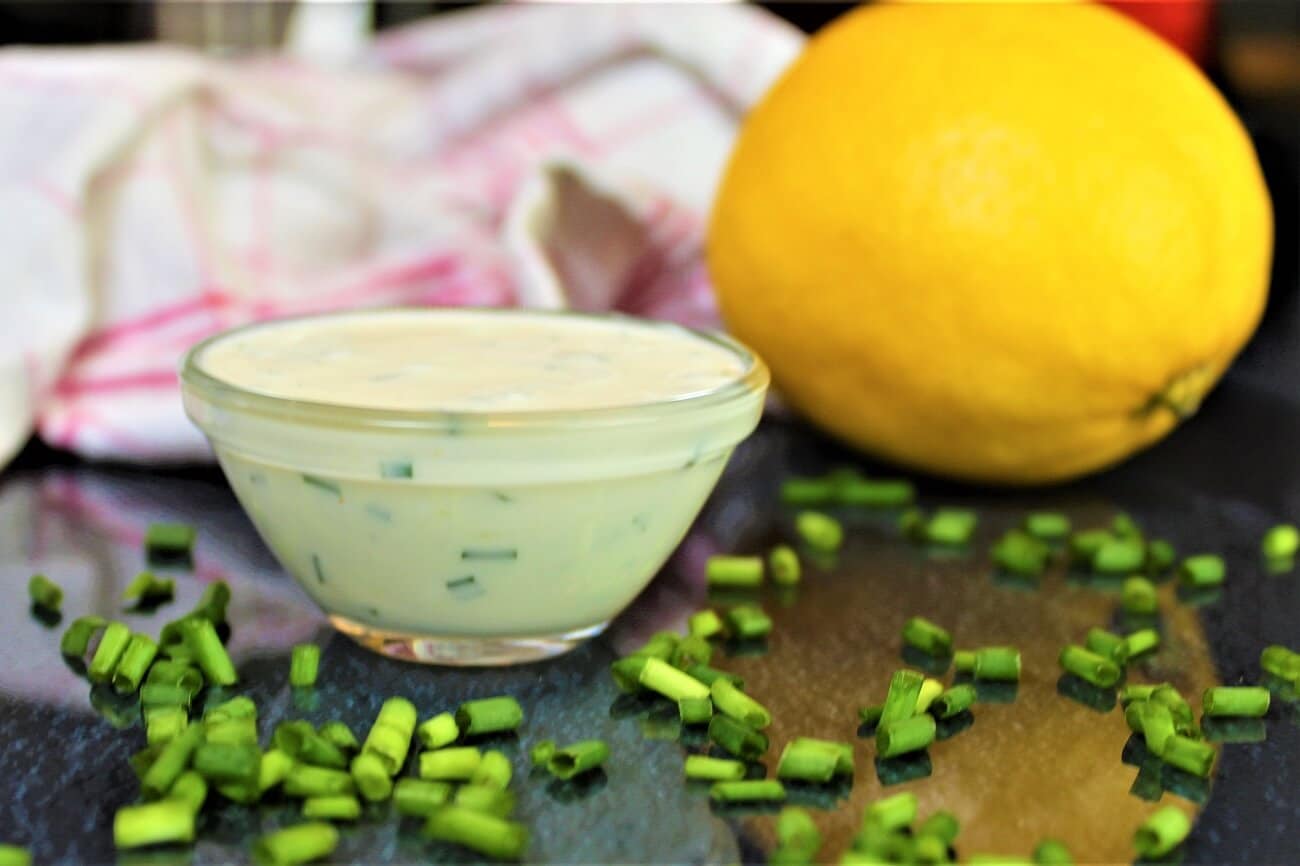 Sour Cream Rezept | schneller und einfacher Dip