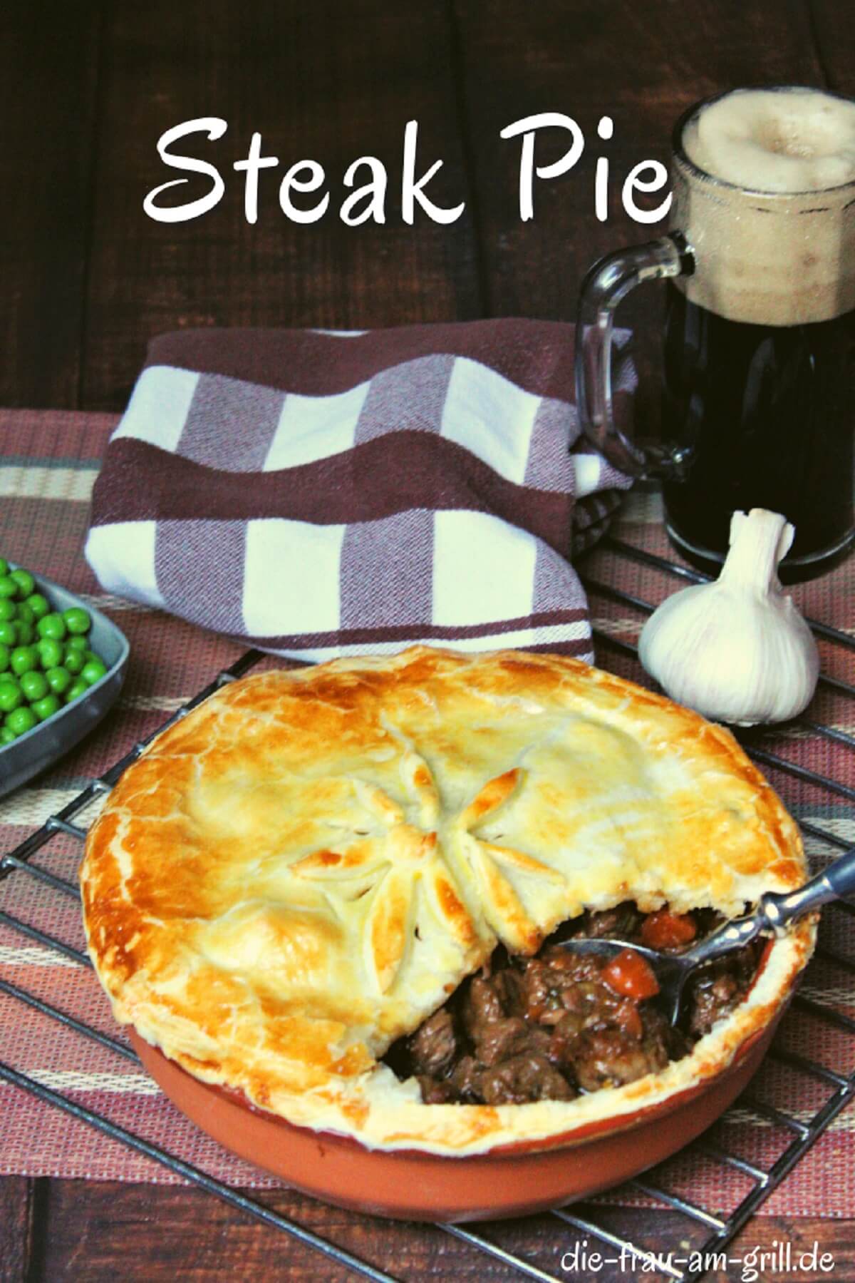 steak pie - pin