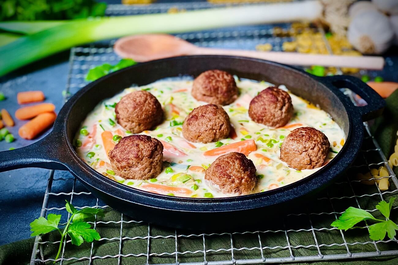 Wikingertopf mit Hackbällchen