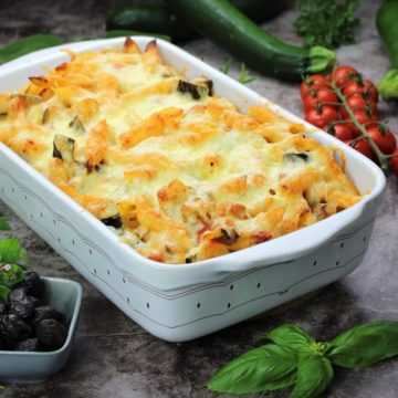 zucchini tomaten auflauf rezept - die frau am grill