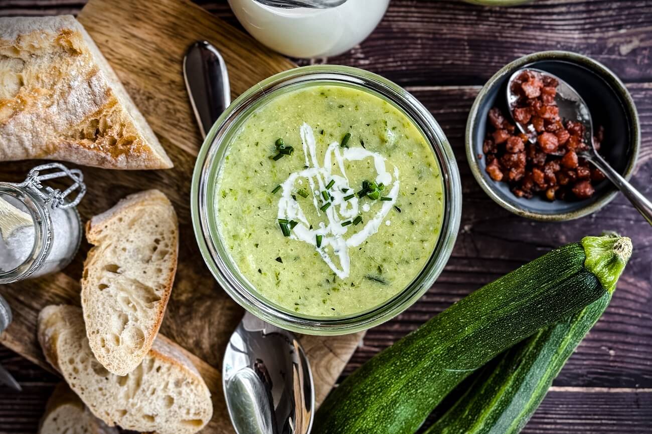 Zucchinicremesuppe | leicht & lecker